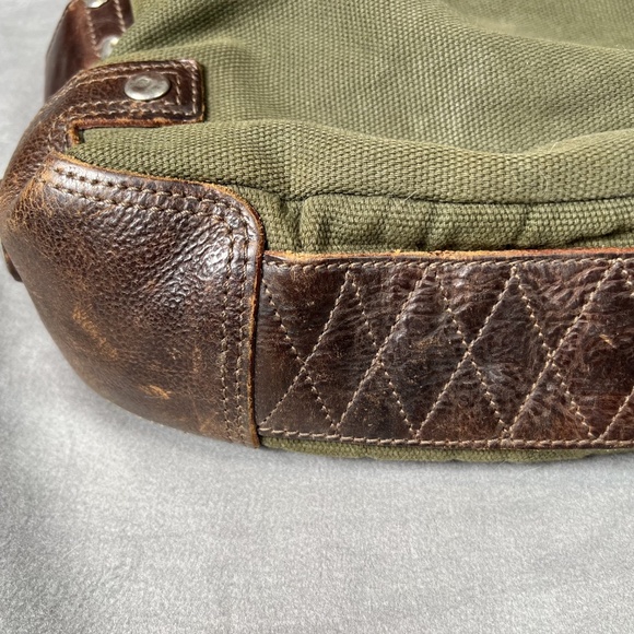 Will Leather Goods Hooper Olive Canvas & Brown Leather Messenger Bag - Picture 8 of 10